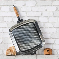 CRISTEL Gril carré inox