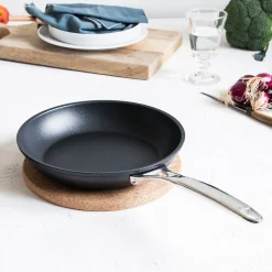 CRISTEL Poêle aluminium