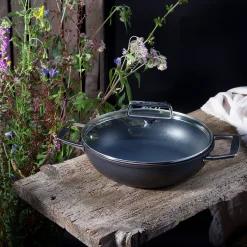 CRISTEL Sauteuse aluminium à anses fixes avec couvercle